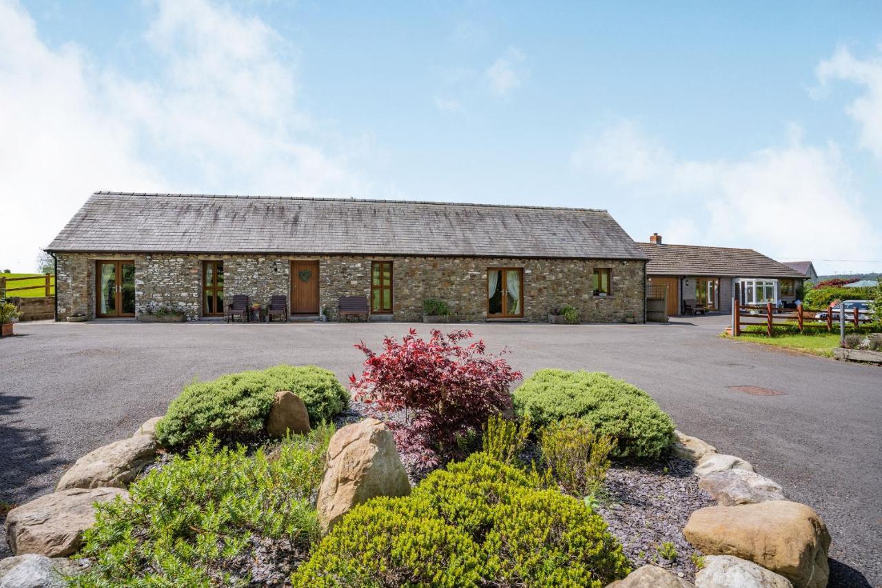 Ysgubor Hir Villa Llanedy Luaran gambar